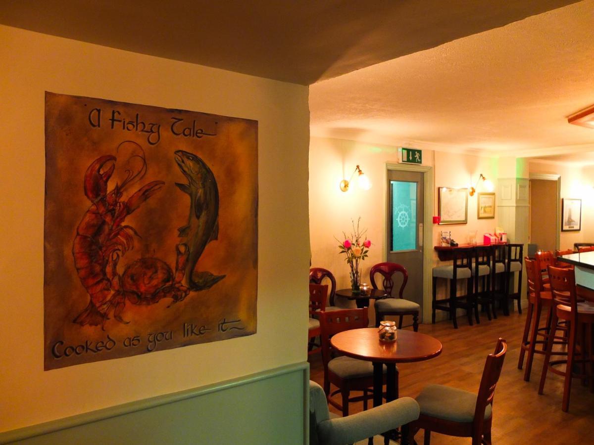 The Smugglers Inn Уотървил Екстериор снимка